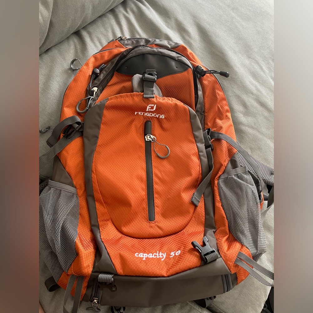 Brand new Men/Women Big Hiking/travel bag pack 50l